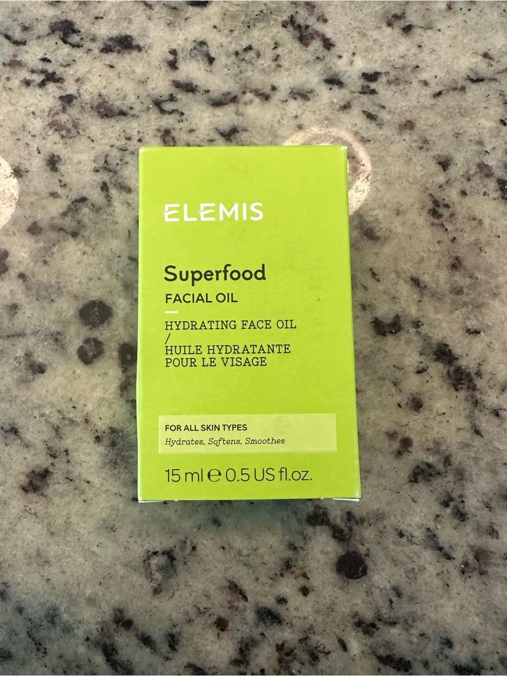 ELEMIS Superfood Facial Oil - Lime Green Packaging